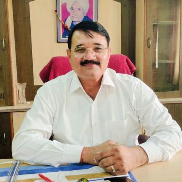 DR. UPENDER SINGH